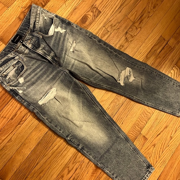 Lucky Distressed Jeans - Picture 1 of 4